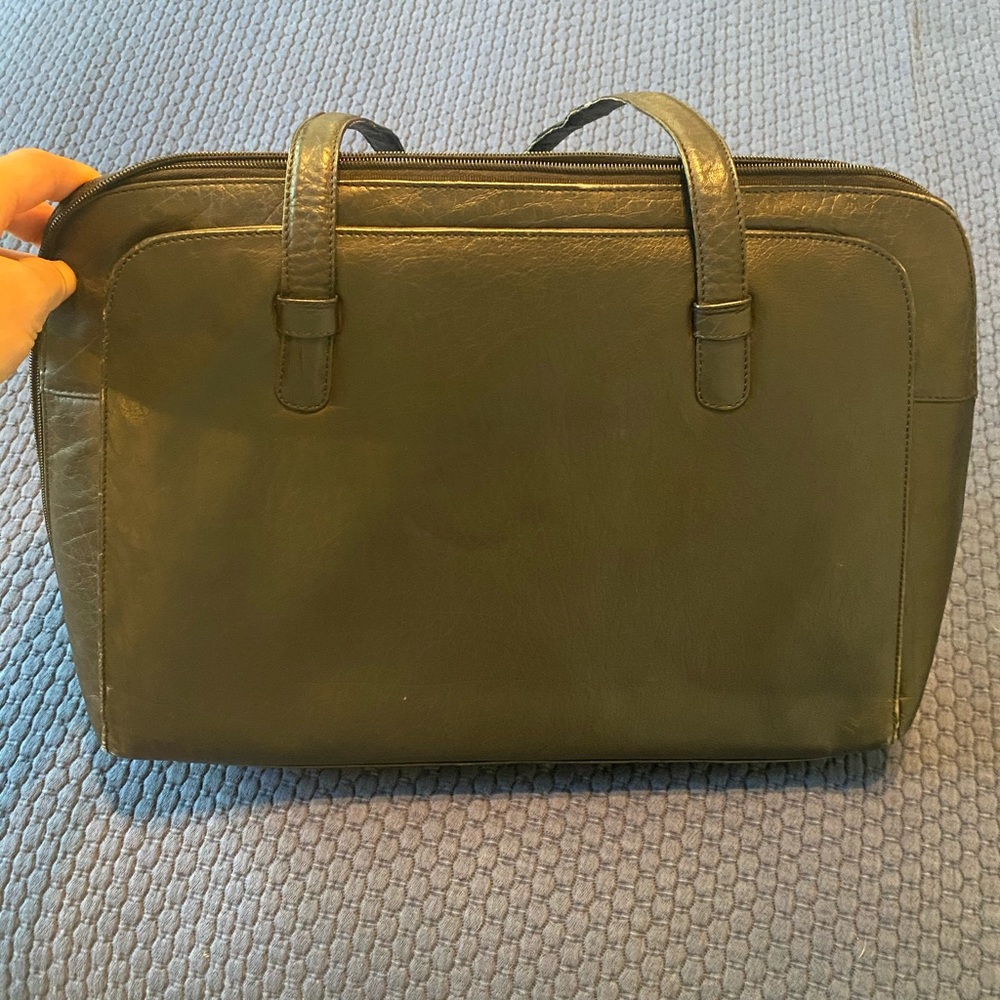 Latino leather laptop bag